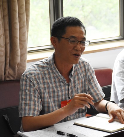 人事处处长赵长生:改革要"人才为重,稳步推进"