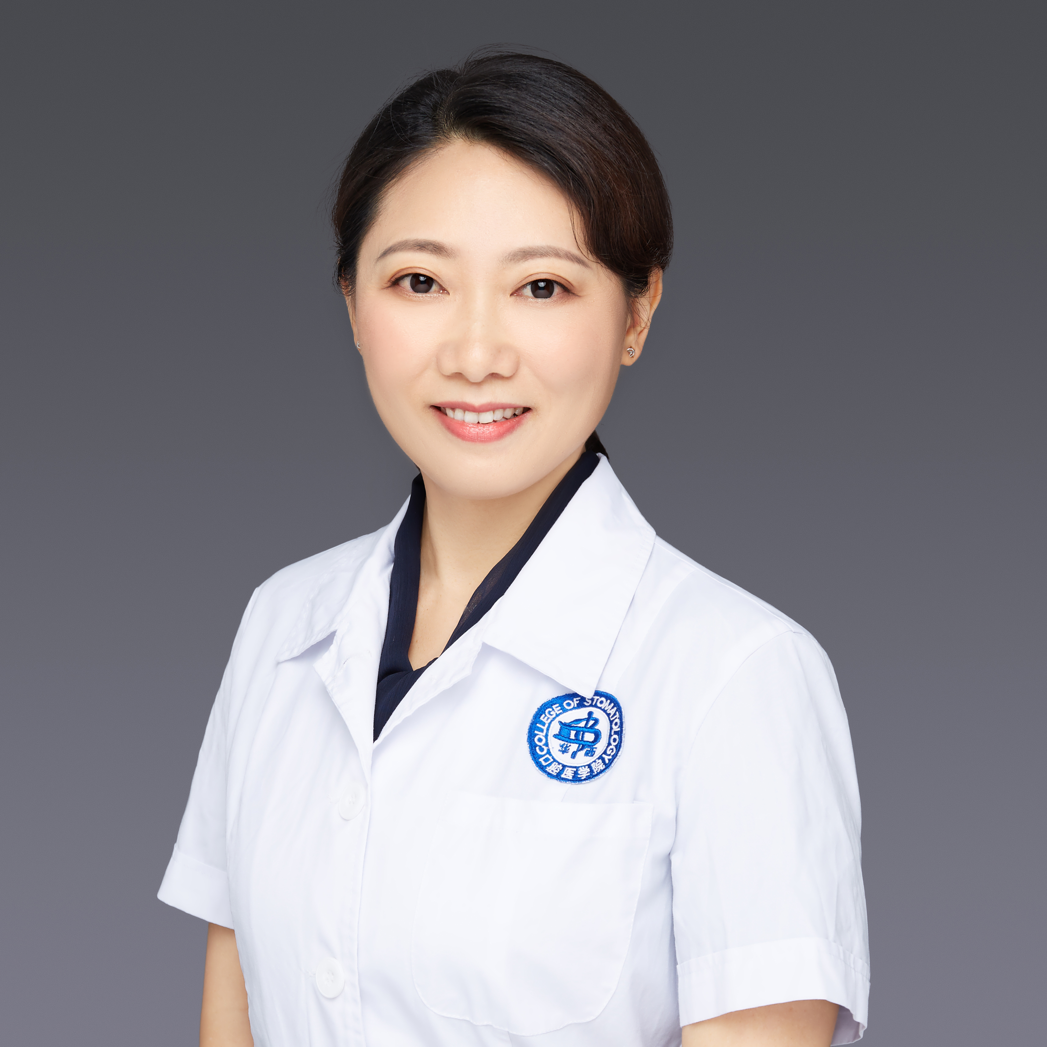 卓越教学奖候选人:邹静