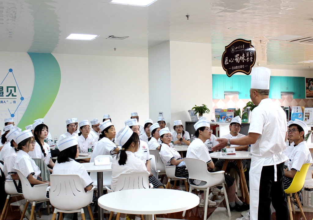 滨江潮语江澜府(售楼处) 官方网站- 滨江潮语江澜府售楼处电话 - 环境 - 户型 - 价格 - 地址 - 滨江潮语江澜府楼盘详情 - 配套 - 电话 - 交房时间 - 位置